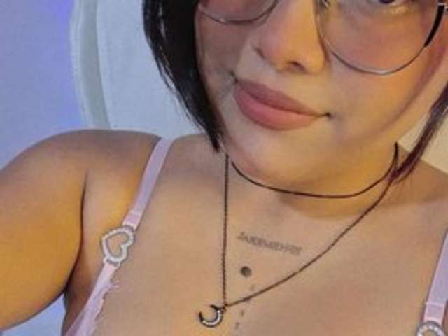 MONIELODGE amateur webcam photo