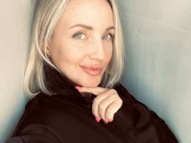 MONIKAFOXYS amateur webcam photo