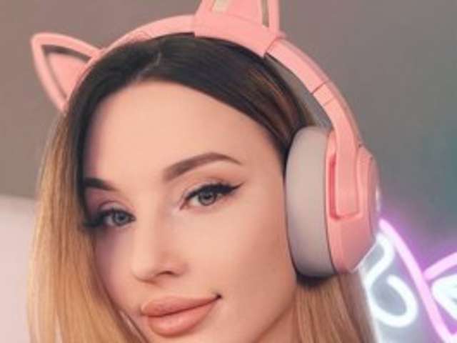 MYSWEETALICE amateur webcam photo