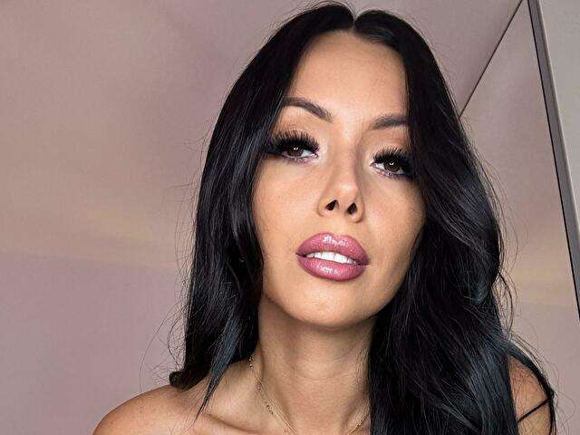 NADEEN amateur webcam photo