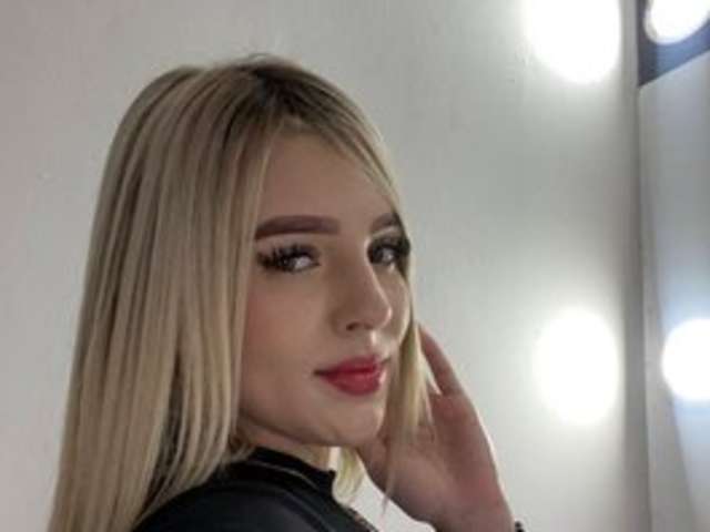 NATALYLEBLANC amateur webcam photo