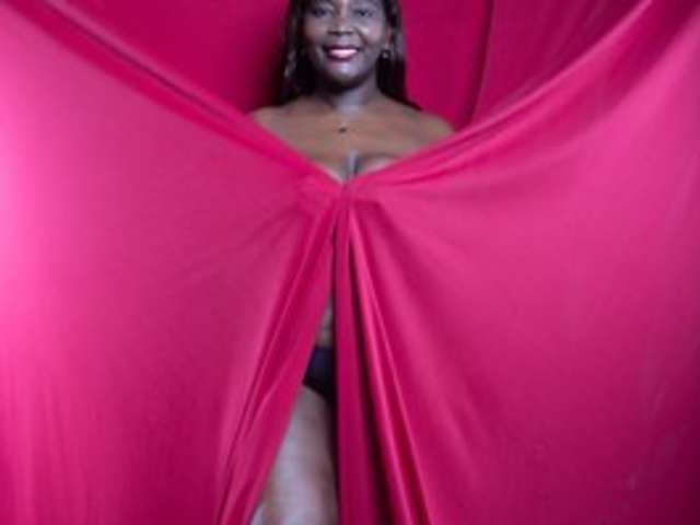 NIKOLLSALAS amateur webcam photo