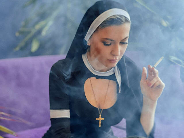 PARADISE amateur webcam photo