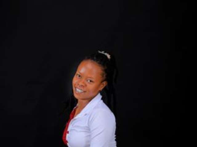 PETITE-MPENZI amateur webcam photo