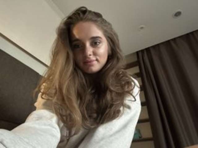 PRINCESSVALERI amateur webcam photo