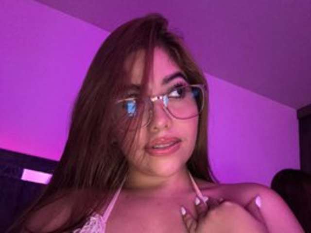 SASHA-SWEET amateur webcam photo