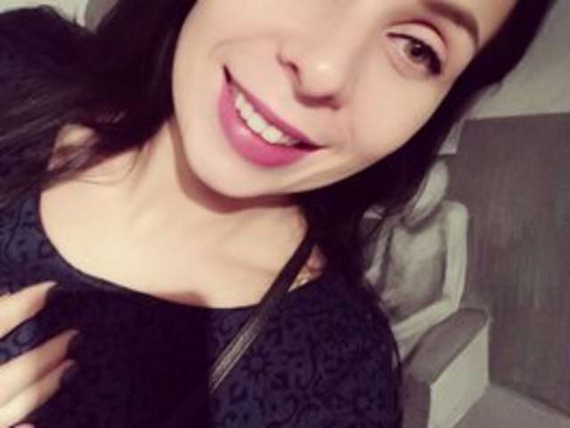 SENORITA_ amateur webcam photo