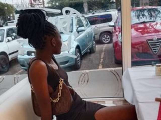 SEXYYVONNE amateur webcam photo
