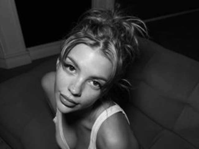 SOPHIEFLEURR amateur webcam photo