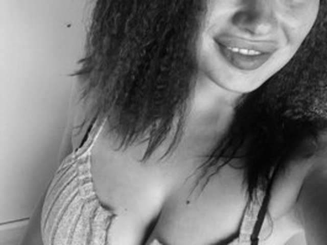 SWEET-CANDY88 amateur webcam photo
