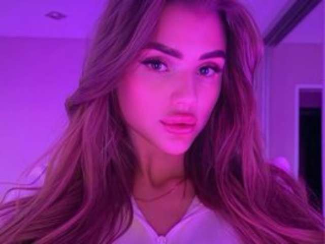 SWEETYMIA amateur webcam photo