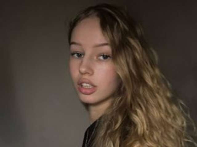 SWEETYWHISPER amateur webcam photo