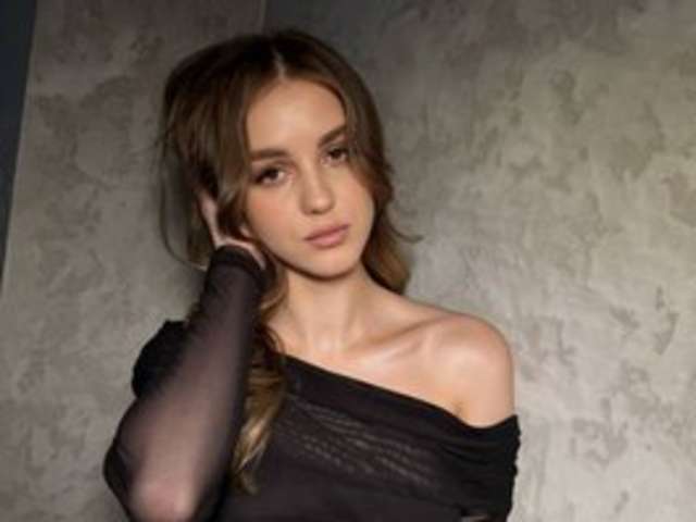 URSHINEKATIE amateur webcam photo