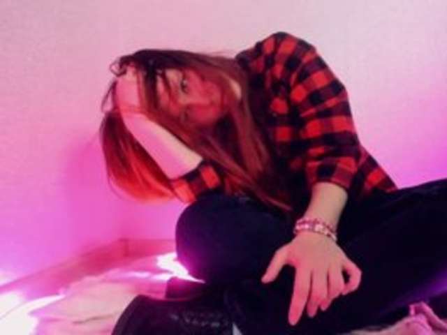 VICTORIAROM amateur webcam photo