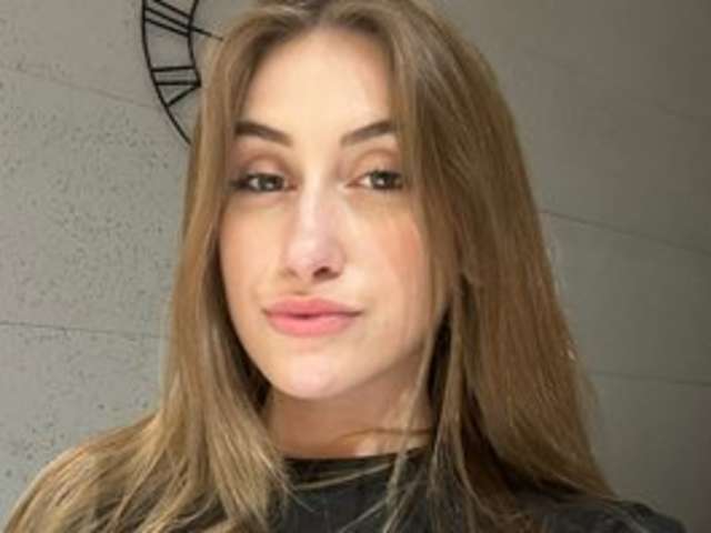 WALKIRIA19 amateur webcam photo