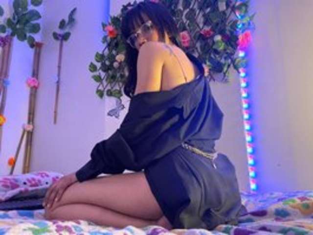 YAUMIIKO amateur webcam photo