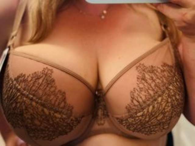 YULISKAX amateur webcam photo