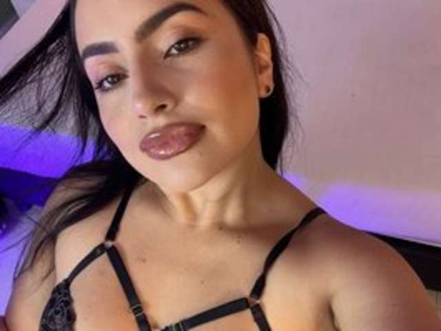 ZARAVESARI amateur webcam photo