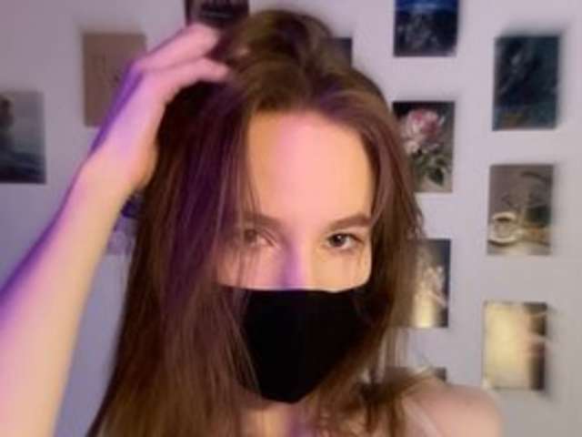 ZELILO amateur webcam photo