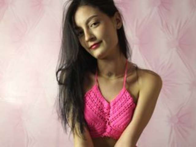 ZOECOOPER amateur webcam photo