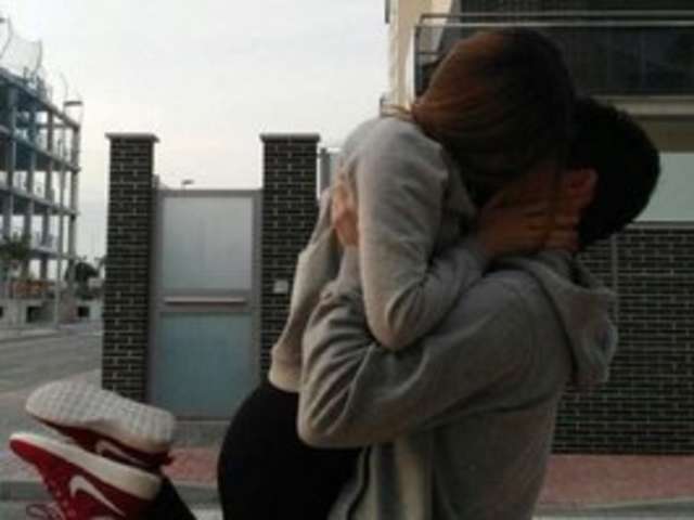 _SEXY_COUPLE_KISS amateur webcam photo