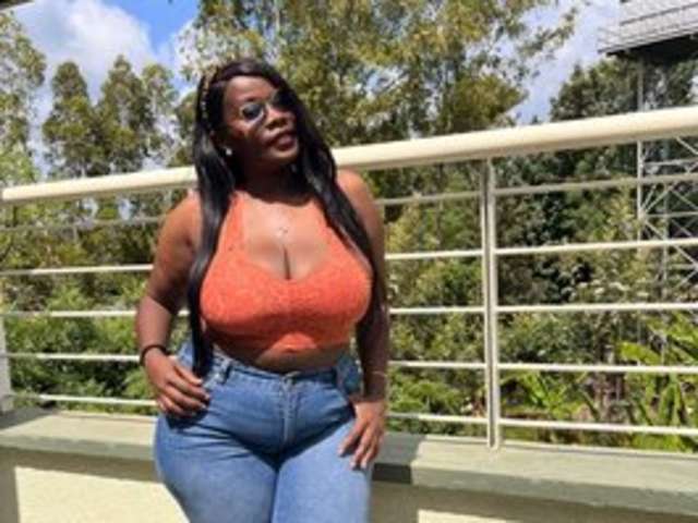 AFRICANGODDESS amateur webcam photo