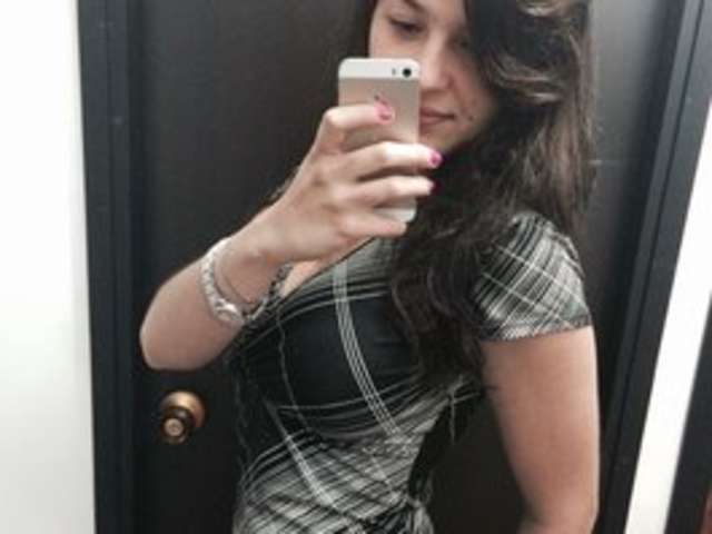 ANGELAAGOMEZ amateur webcam photo