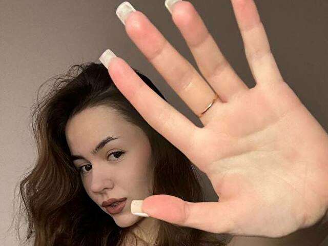 ARISHBELLE amateur webcam photo