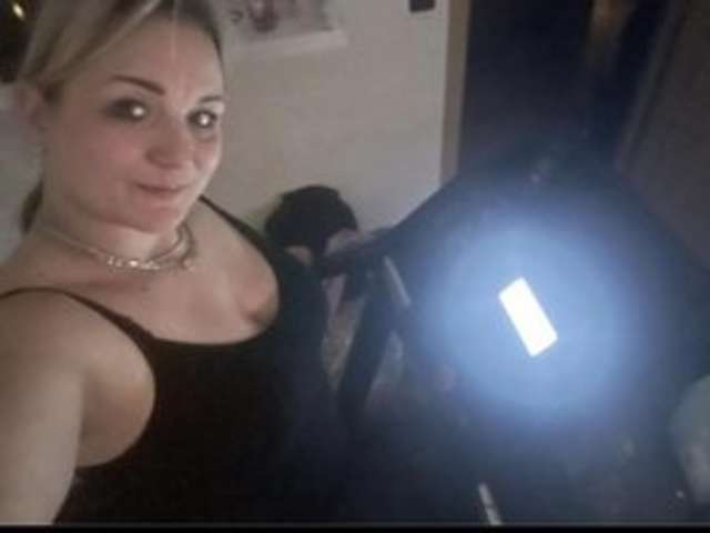 BLONDEWERONIQUE amateur webcam photo