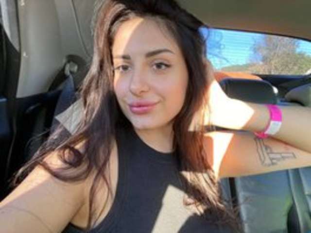 CECELIA-LOVE amateur webcam photo