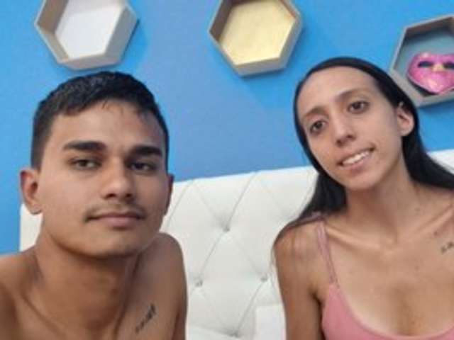 CHARLY-X-EMILY amateur webcam photo