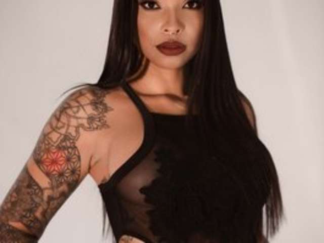 COCODAMORE amateur webcam photo