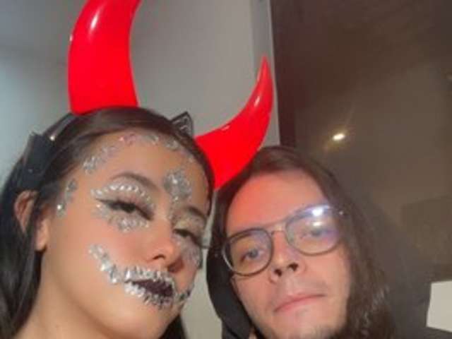 DAYA-AND-DAN amateur webcam photo