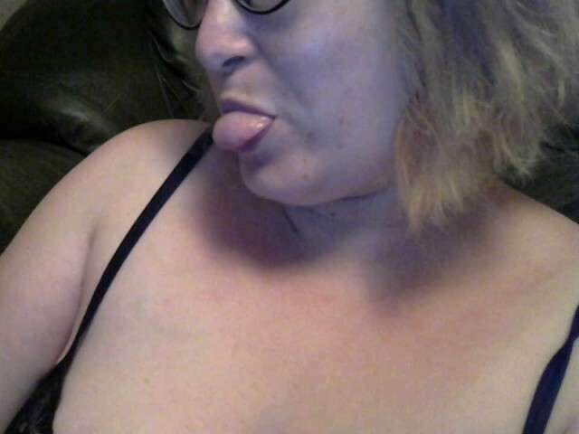 DOMINABLONDI amateur webcam photo