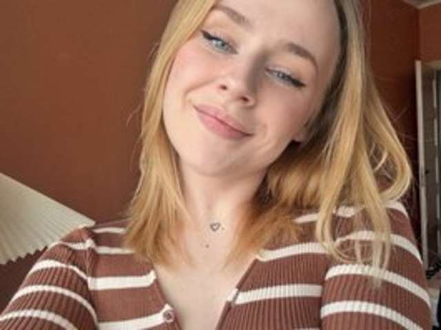ELEGANTBABE amateur webcam photo