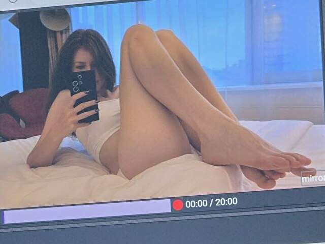 EXTRALILO amateur webcam photo