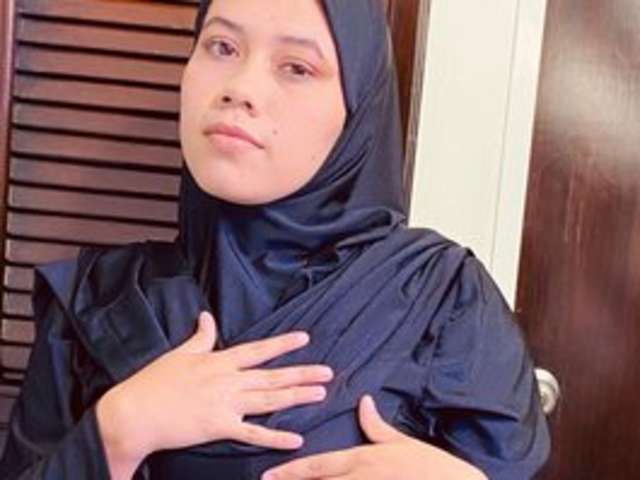 KAMILAHNAJWA amateur webcam photo