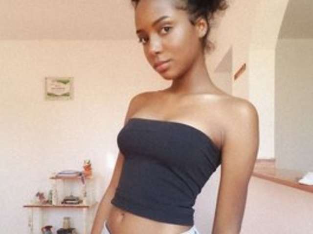 KRYSTAL-JACKSON amateur webcam photo