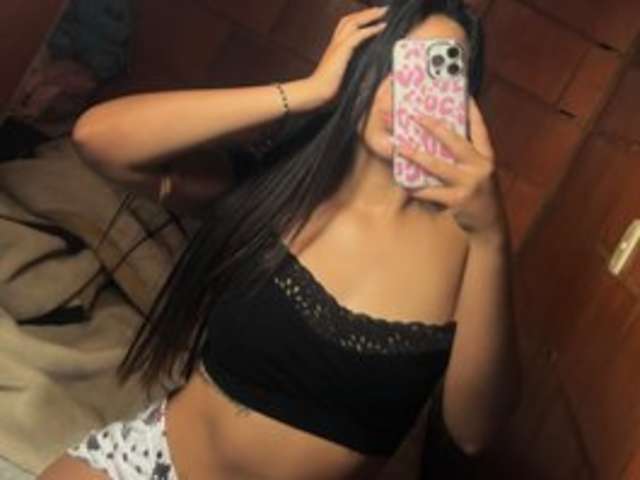 LEMONADE-PINK amateur webcam photo