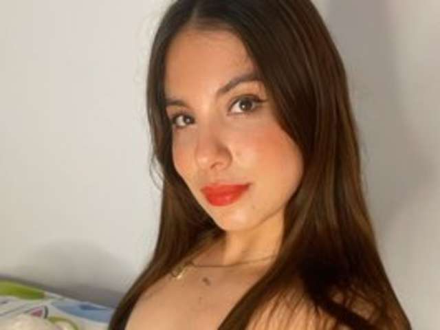 LITTLESHYDOLL amateur webcam photo