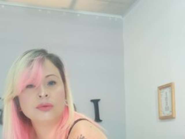 MELO-DEBORA1 amateur webcam photo