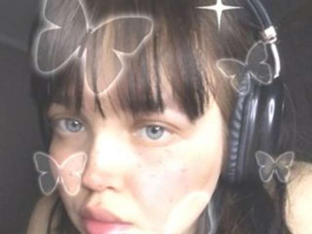 MISS-KAPRIZ-LOVE amateur webcam photo