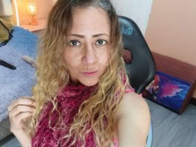 MISSHANNA07 amateur webcam photo