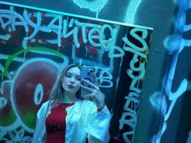 NORAKISSES amateur webcam photo