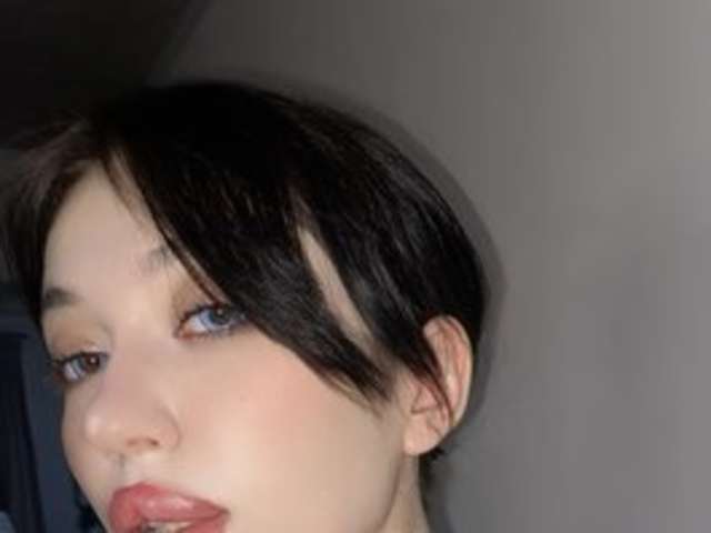 SADNESSTYAN amateur webcam photo