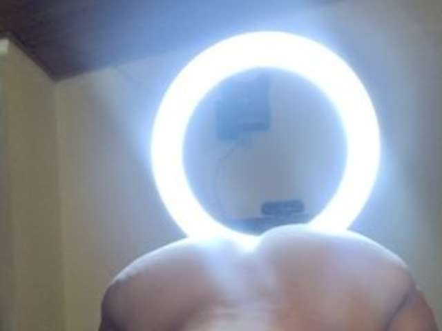SCARLETT-BIGASS amateur webcam photo