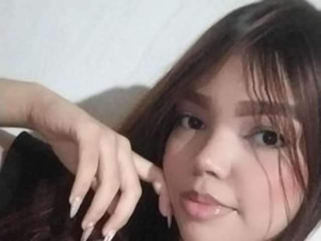 SHY-LUNA18 amateur webcam photo