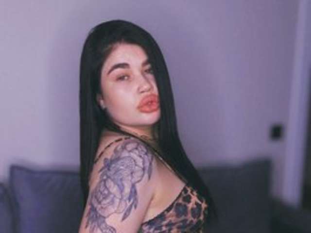 SUCHKA-BLACK- amateur webcam photo