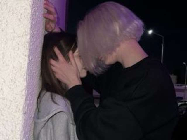 SWEETNBIG amateur webcam photo