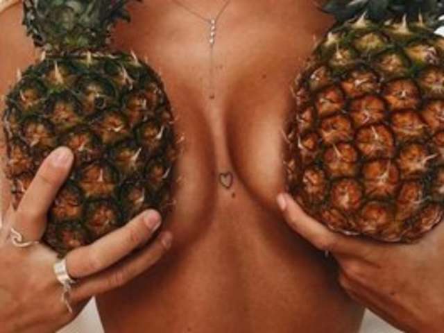 SWEETBOOBS amateur webcam photo